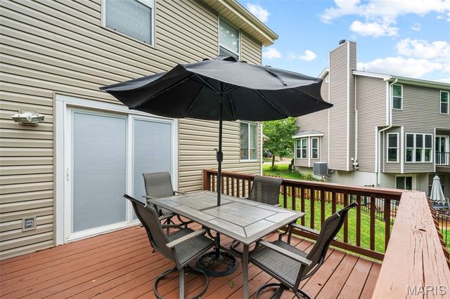 703 Trago Creek Drive, Ballwin, MO 63021