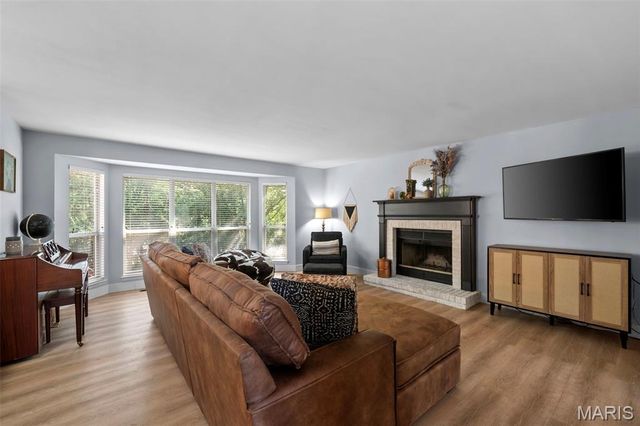 703 Trago Creek Drive, Ballwin, MO 63021