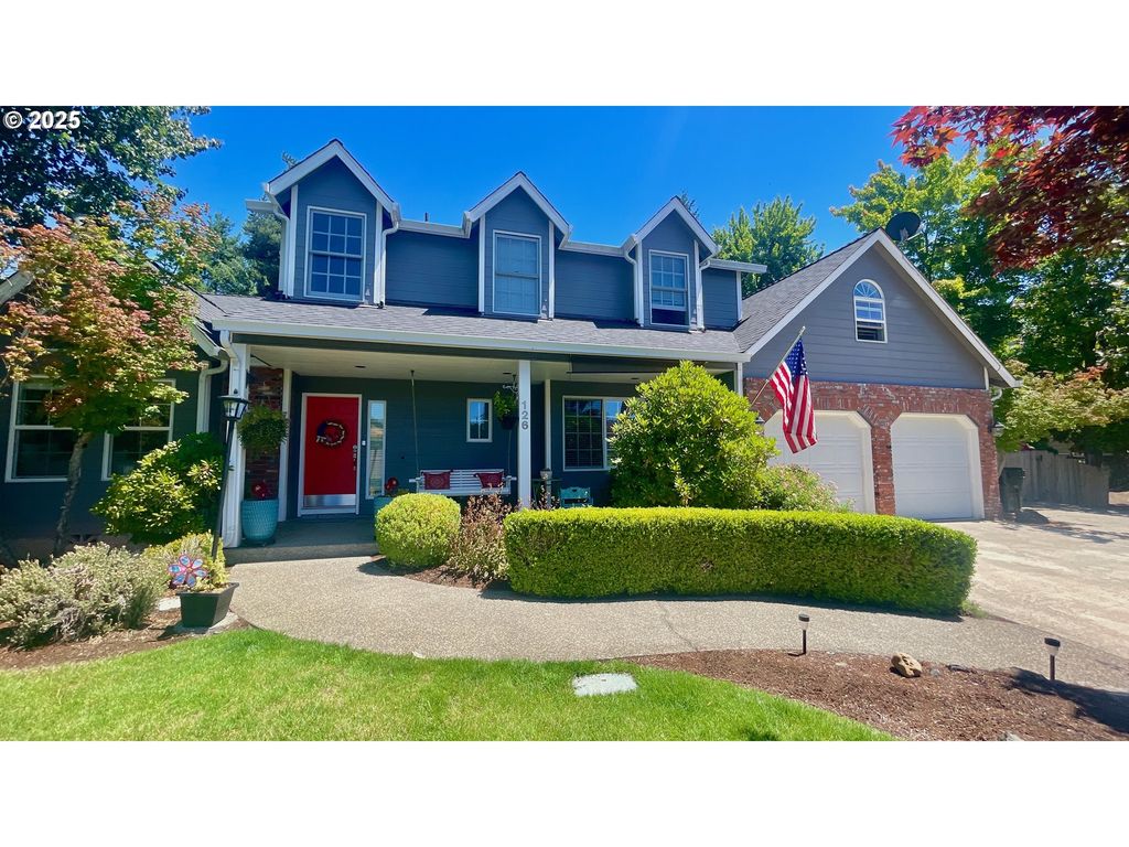 126 SONGBIRD Ct, Roseburg, OR 97470