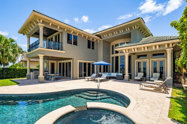 1207 N Atlantic Drive, Lantana, FL 33462