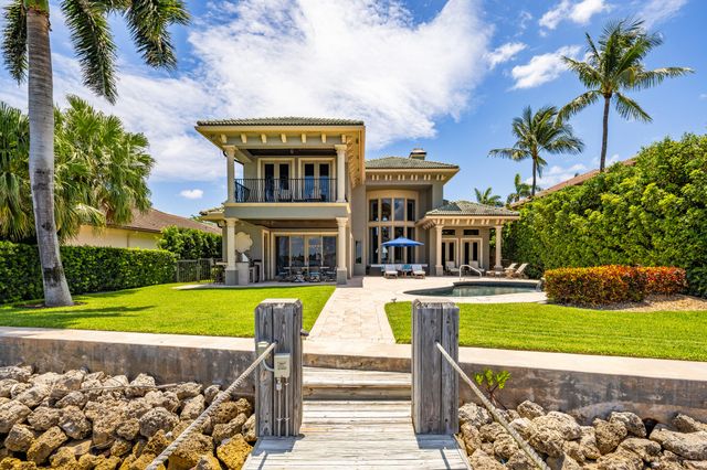 1207 N Atlantic Drive, Lantana, FL 33462