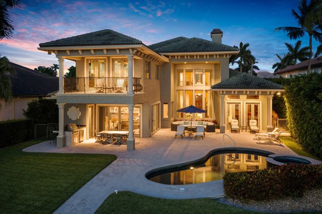 1207 N Atlantic Drive, Lantana, FL 33462