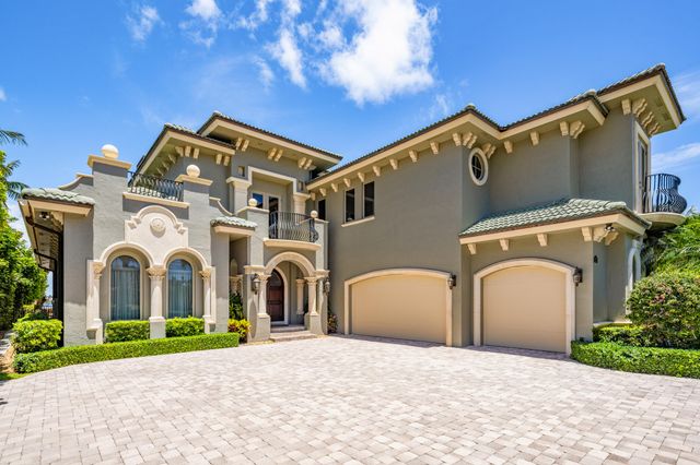 1207 N Atlantic Drive, Lantana, FL 33462