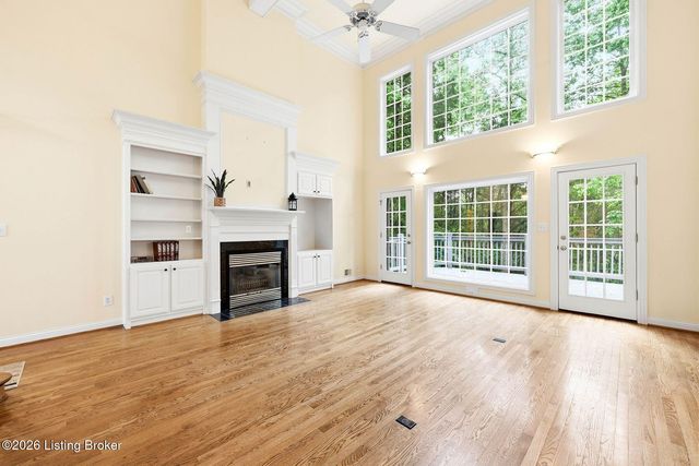 5600 Chapel View Way, Crestwood, KY 40014