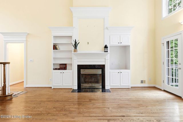 5600 Chapel View Way, Crestwood, KY 40014