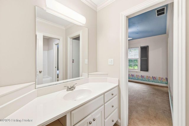5600 Chapel View Way, Crestwood, KY 40014