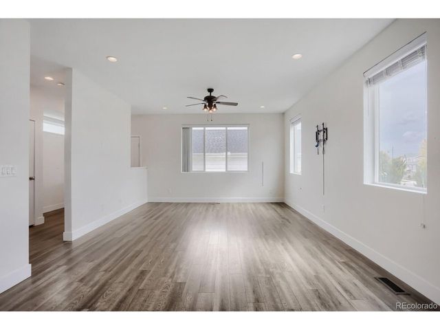 12744 Crane River Dr, Firestone, CO 80504