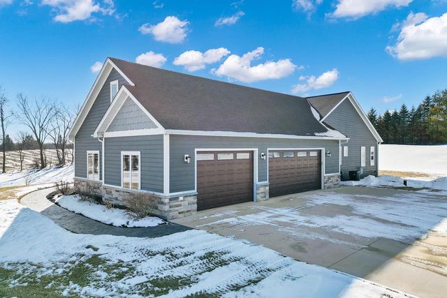 N254 US Highway 45, Kewaskum, WI 53040