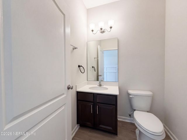 8250 CAPE FOX Drive, Jacksonville, FL 32222