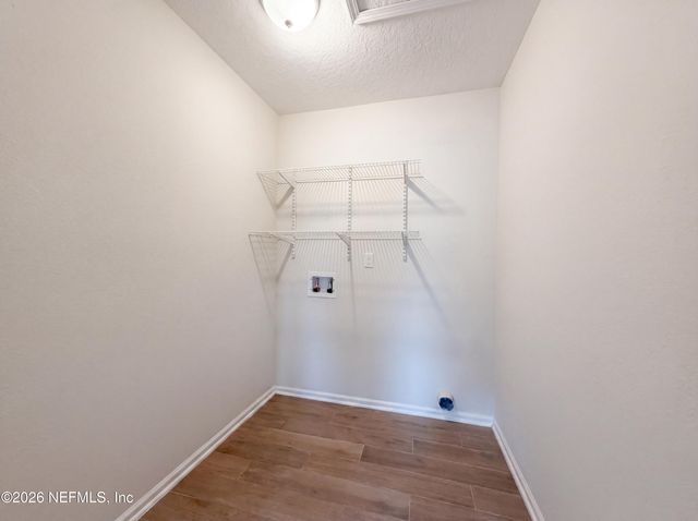 8250 CAPE FOX Drive, Jacksonville, FL 32222