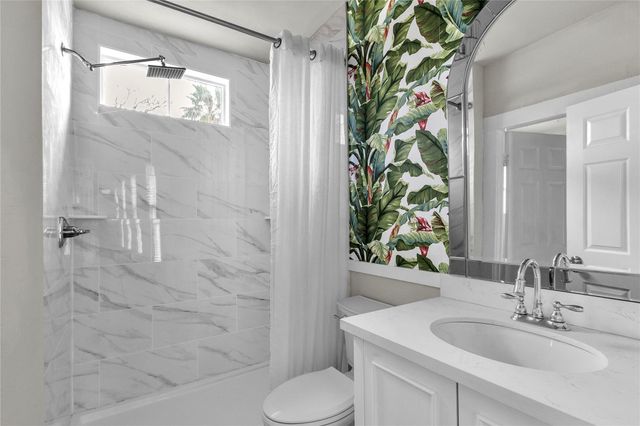 3907 Ursuline Street, Galveston, TX 77550