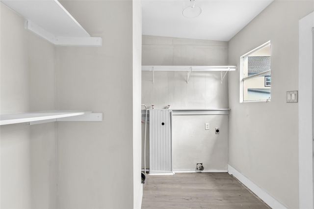 3907 Ursuline Street, Galveston, TX 77550