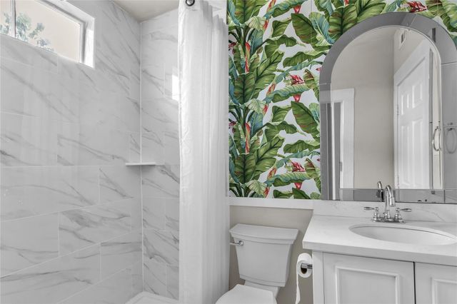 3907 Ursuline Street, Galveston, TX 77550