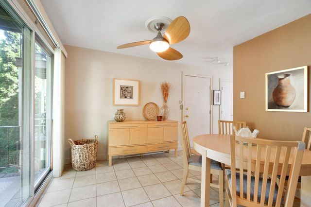 16 Appleton Park E4, Ipswich, MA 01938