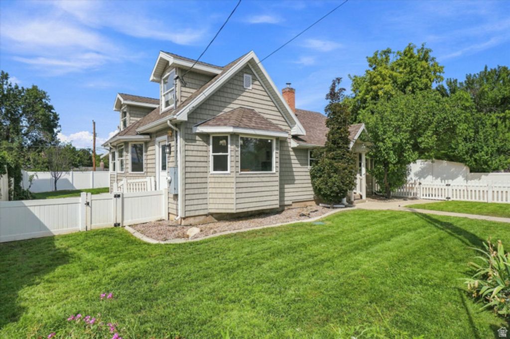 1411 E WOODLAND AVE, Salt Lake City, UT 84106 — photo 2