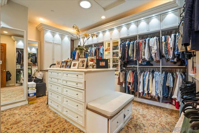 1015 Rachelle Way, El Cajon, CA 92019