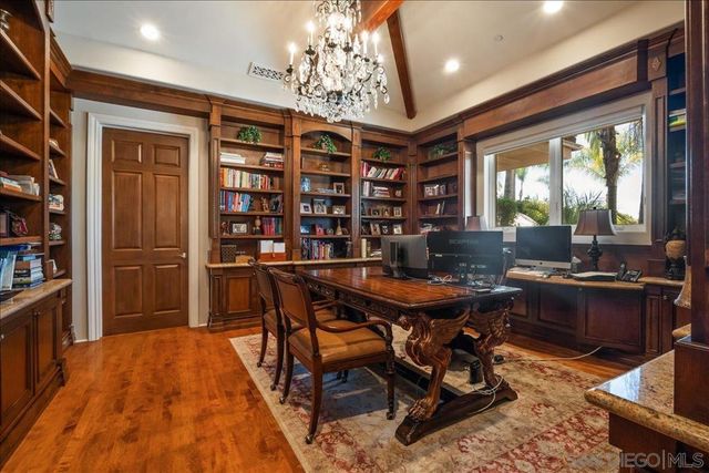 1015 Rachelle Way, El Cajon, CA 92019