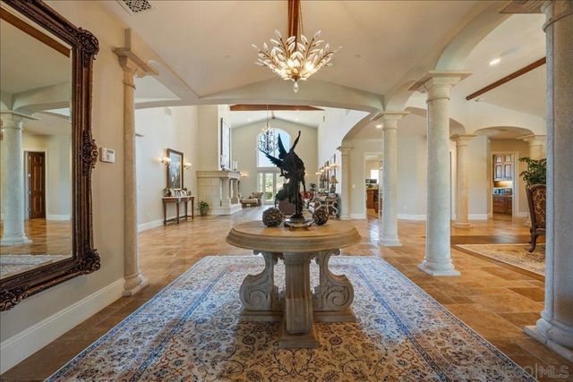 1015 Rachelle Way, El Cajon, CA 92019