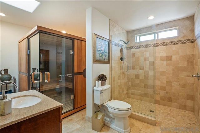 1015 Rachelle Way, El Cajon, CA 92019