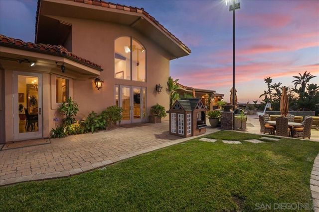 1015 Rachelle Way, El Cajon, CA 92019