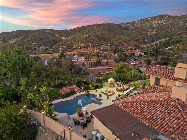 1015 Rachelle Way, El Cajon, CA 92019