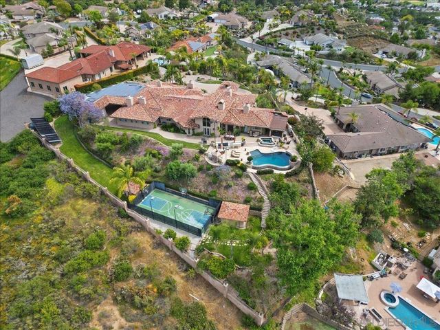 1015 Rachelle Way, El Cajon, CA 92019