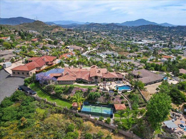 1015 Rachelle Way, El Cajon, CA 92019