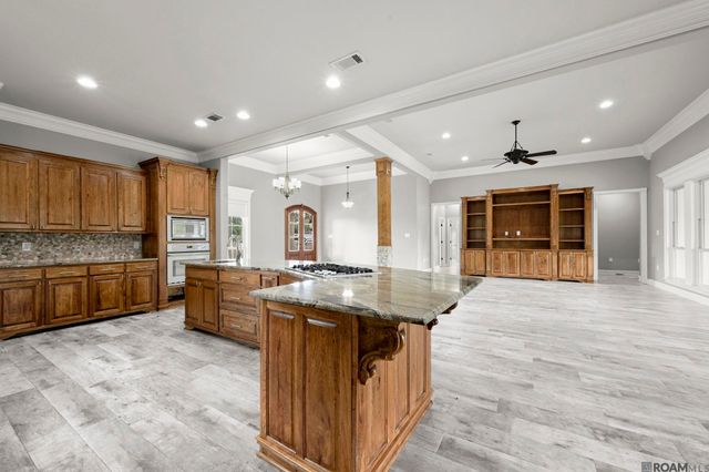 22553 Green Acres Blvd, Denham Springs, LA 70726