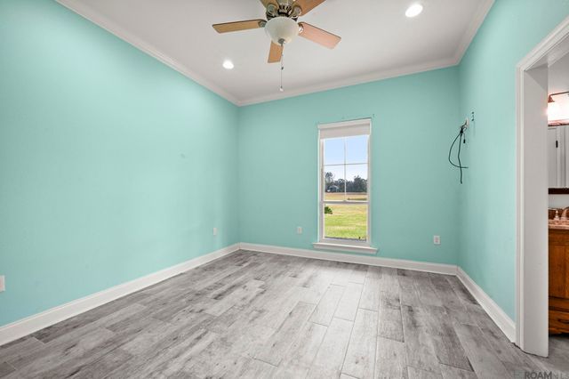 22553 Green Acres Blvd, Denham Springs, LA 70726