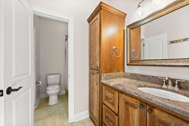 22553 Green Acres Blvd, Denham Springs, LA 70726