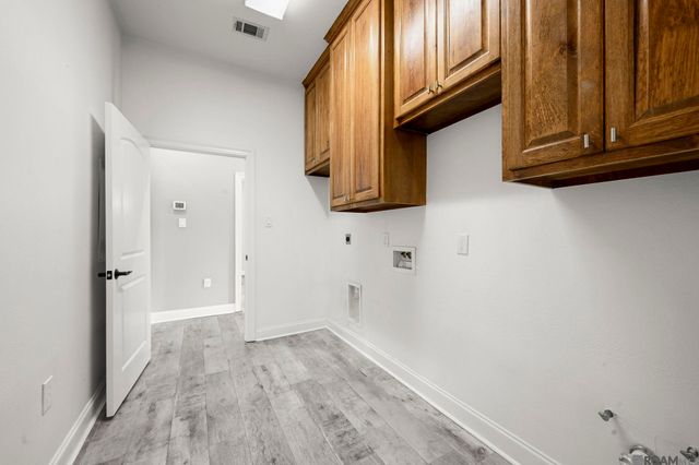 22553 Green Acres Blvd, Denham Springs, LA 70726