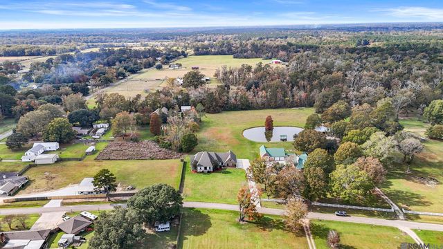 22553 Green Acres Blvd, Denham Springs, LA 70726