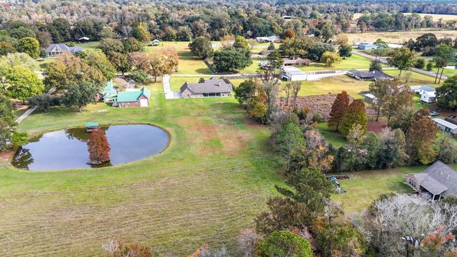 22553 Green Acres Blvd, Denham Springs, LA 70726