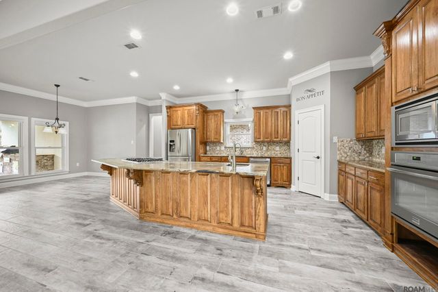 22553 Green Acres Blvd, Denham Springs, LA 70726