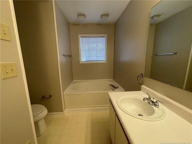 241 Waterdown Drive 12, Fayetteville, NC 28314