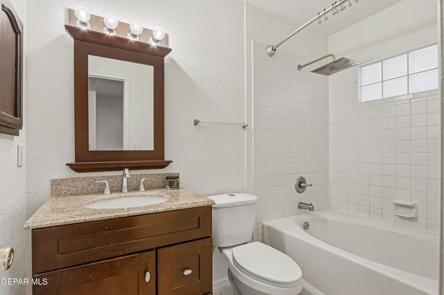 7500 LUZ DE LUMBRE Avenue, El Paso, TX 79912