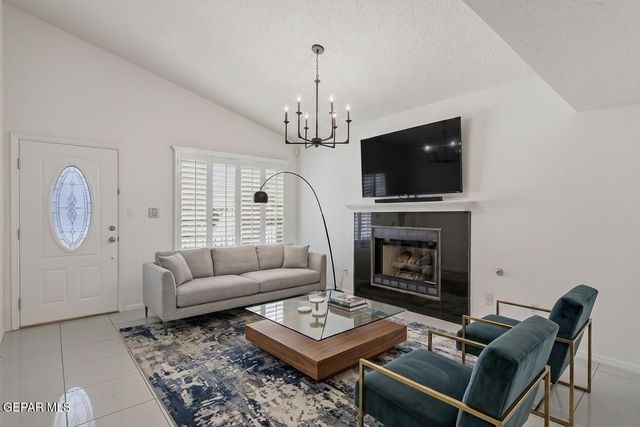 7500 LUZ DE LUMBRE Avenue, El Paso, TX 79912