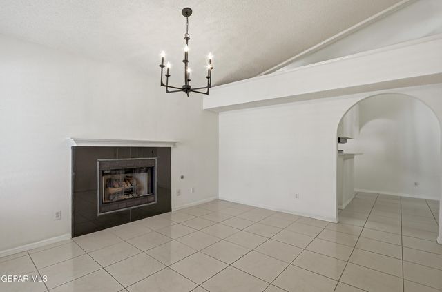 7500 LUZ DE LUMBRE Avenue, El Paso, TX 79912