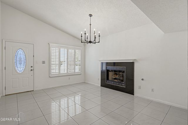 7500 LUZ DE LUMBRE Avenue, El Paso, TX 79912