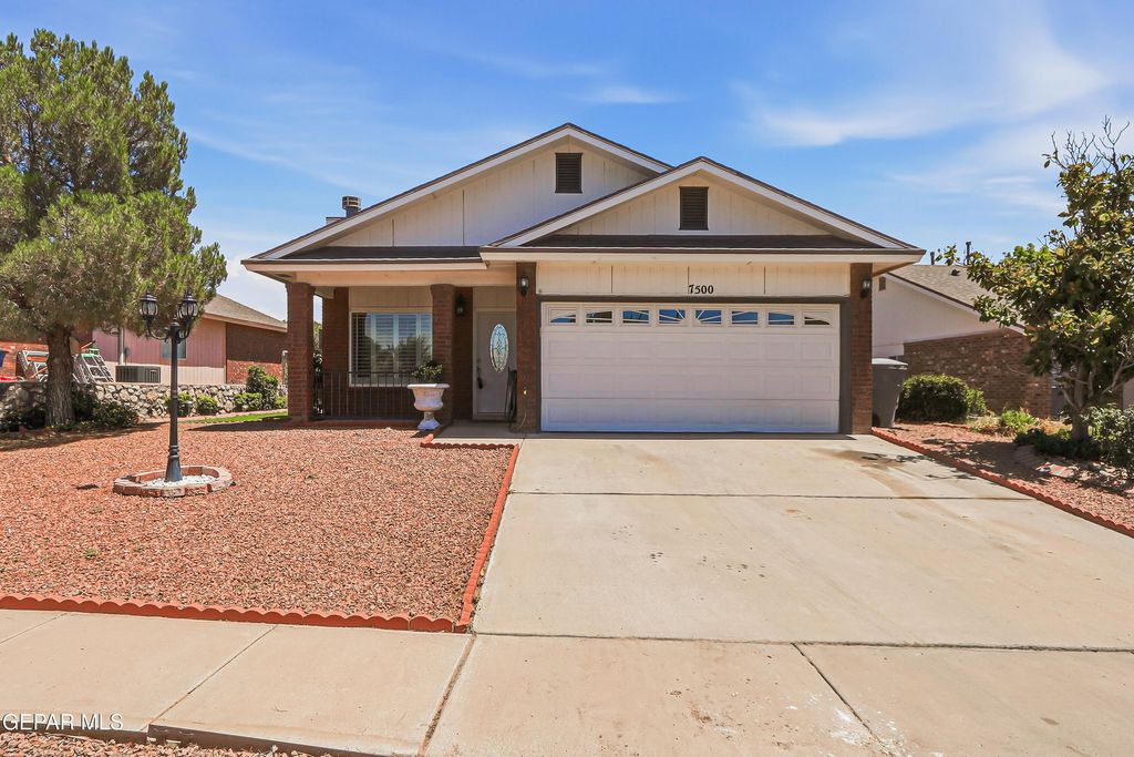 7500 LUZ DE LUMBRE Avenue, El Paso, TX 79912