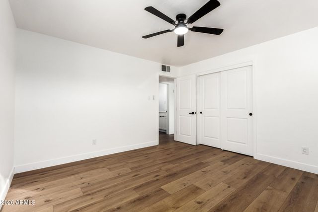 637 N SUNSET Drive, Chandler, AZ 85225