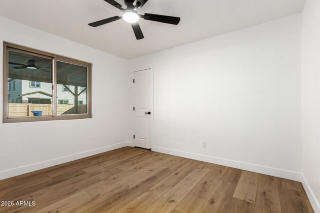 637 N SUNSET Drive, Chandler, AZ 85225