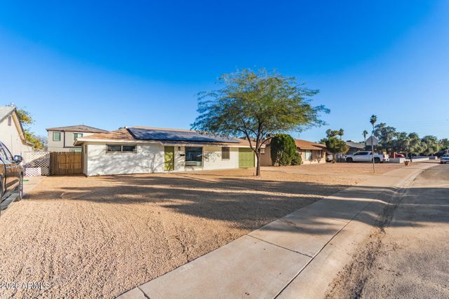 637 N SUNSET Drive, Chandler, AZ 85225