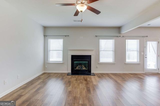 305 Eleanora Crossing, Loganville, GA 30052
