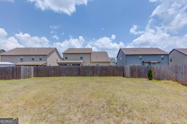 305 Eleanora Crossing, Loganville, GA 30052