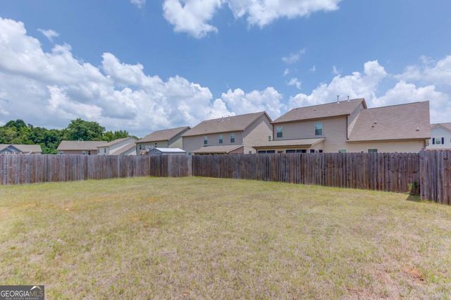 305 Eleanora Crossing, Loganville, GA 30052