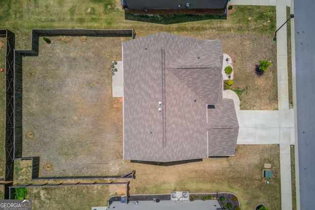 305 Eleanora Crossing, Loganville, GA 30052
