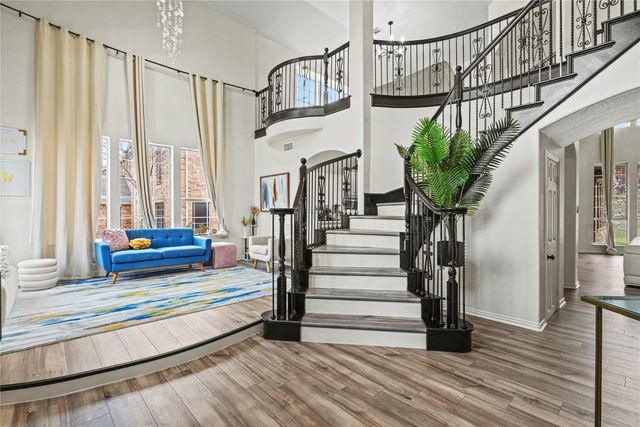 942 Marisa Lane, Desoto, TX 75115