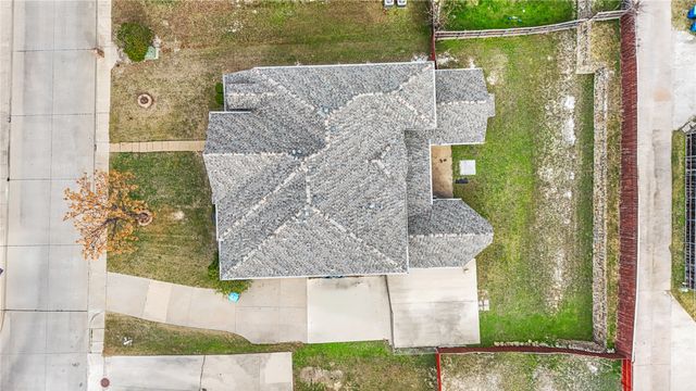 942 Marisa Lane, Desoto, TX 75115