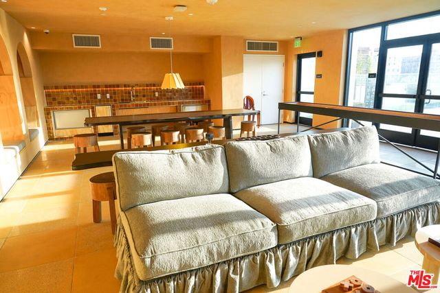 200 Mesnager Street 618, Los Angeles, CA 90012